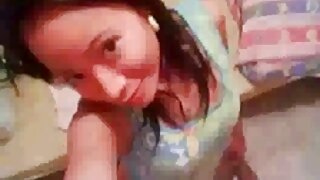 Avaler un voisin grincheux et huileux sexeafricaine aux cheveux courts