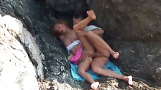 Il y a une possibilité de tirer sur un jeune étudiant mince avec xnxx africain des tatouages sur son corps